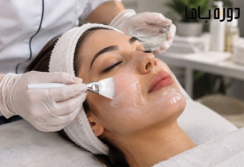 عوارض فیشیال صورت چیست؟ بررسی خطرات، جوش بعد از فیشیال و راه‌های پیشگیری